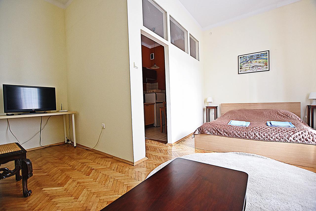 Vital Aparthotel Krasków Exterior foto