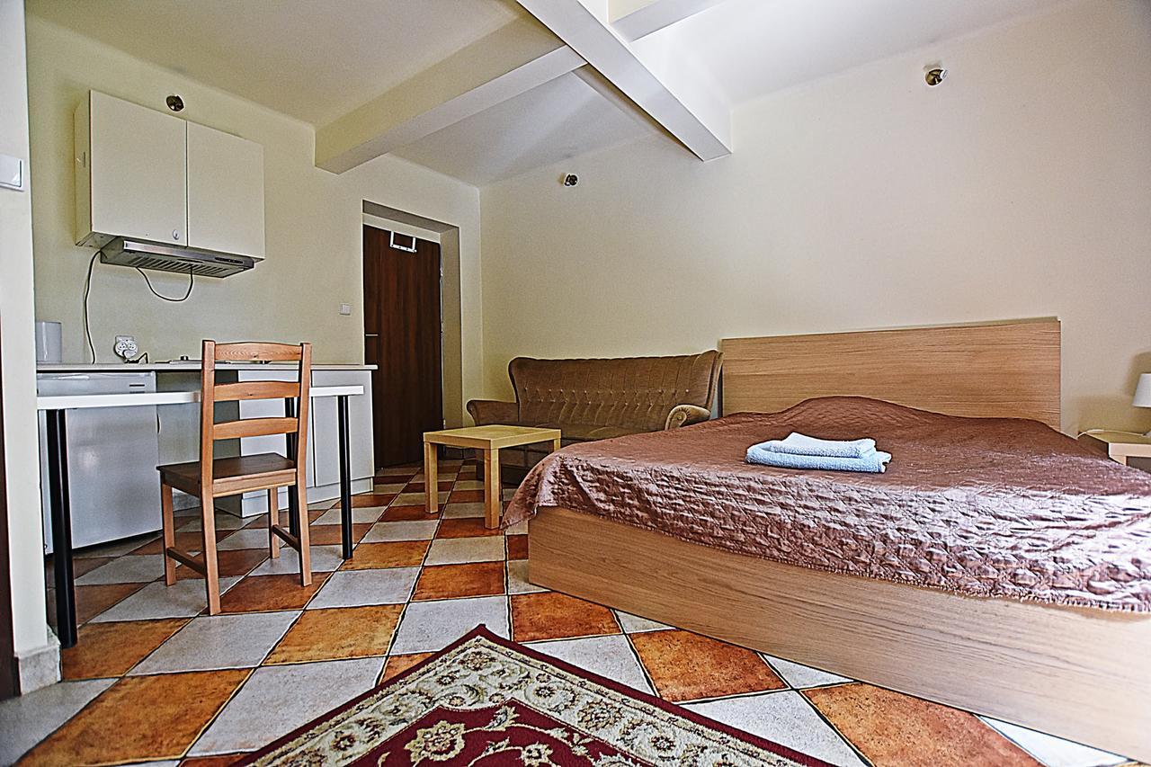 Vital Aparthotel Krasków Exterior foto